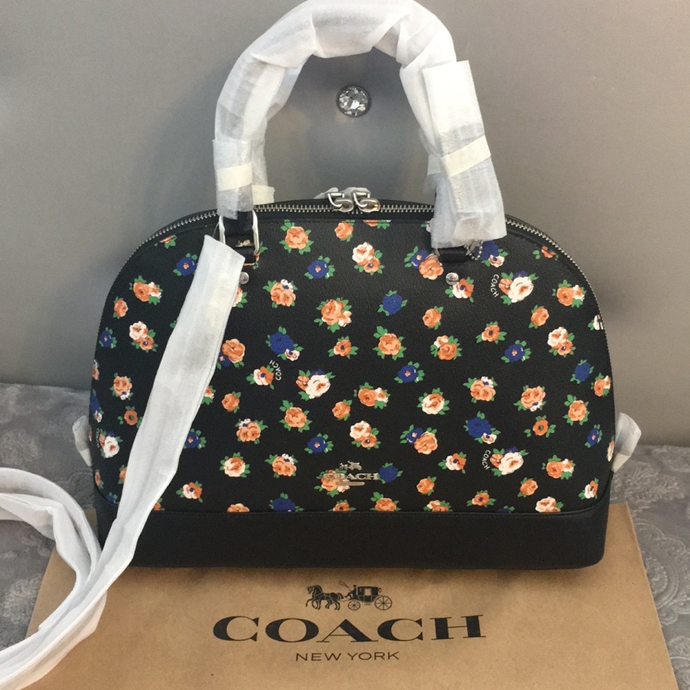 NWT Coach Sierra satchel in tea rose 鹿